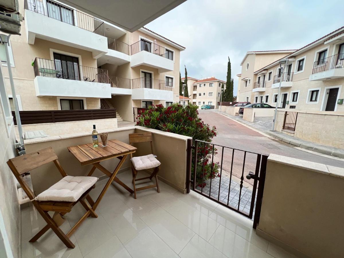 Paros 1 Bedroom Kyklades Appartamento